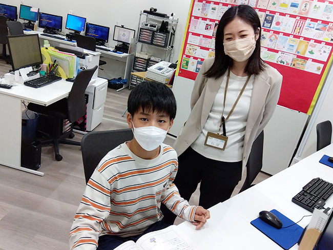 スタープログラミングスクール サプラ竜ヶ崎教室 受講生Hくんと石塚インストラクター