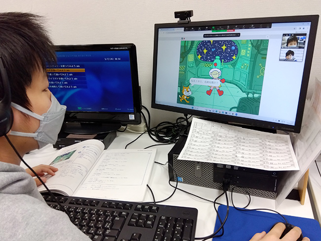 スタープログラミングスクール テクニカルサポートの様子