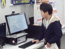 今回は12月に行われた第10回の発表会の様子をお届けします！