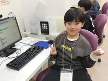 本日はキッズプログラミングコースの様子をご紹介します