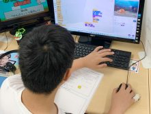 「どうして動かないの？」が学びになる！プログラミングで育つ“考える力”