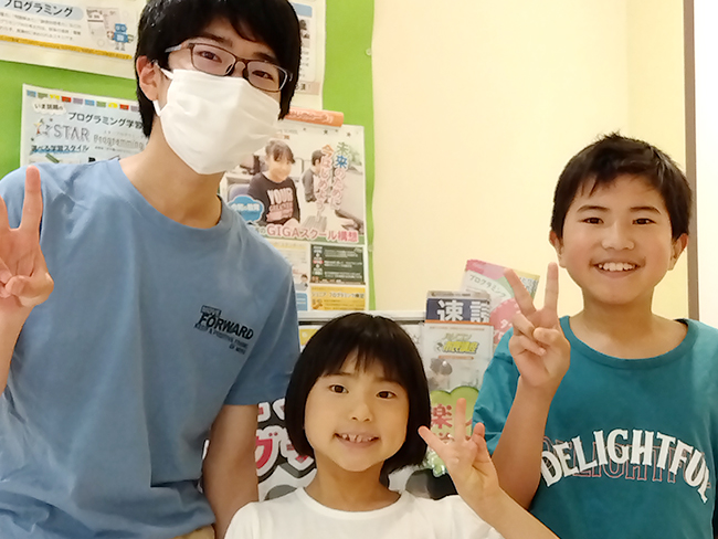 笑顔で通う仲良し3兄妹のご紹介